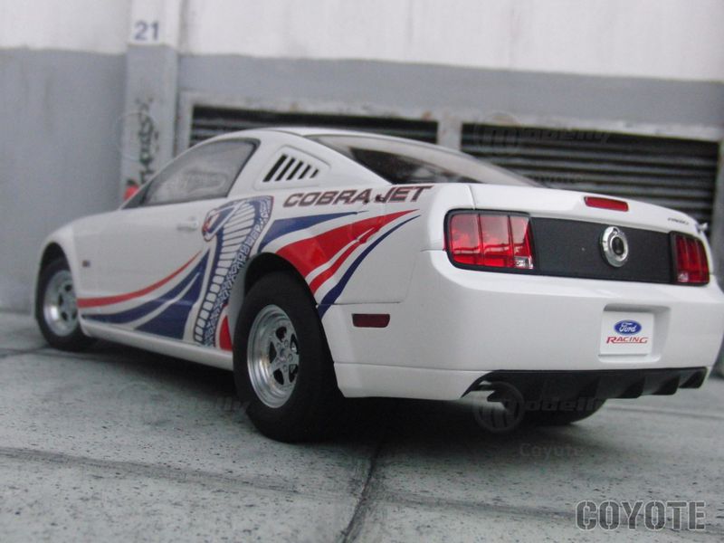 Autoart ford mustang fr500c #4